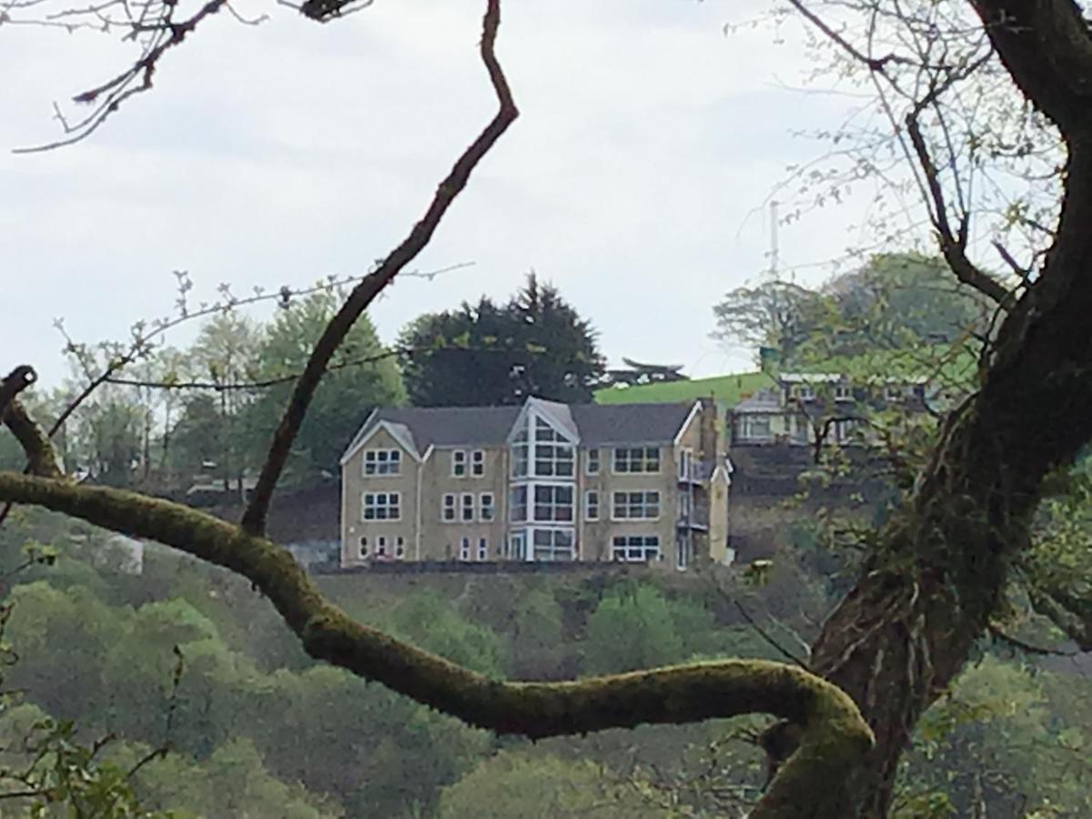 Rowan House Bed Breakfast Main House & Self Contained Self Catering Apartment Cymmer Exterior photo